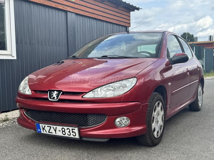 PEUGEOT 206 1.4 TRENDY