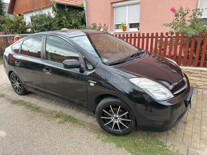TOYOTA PRIUS 1.5 HSD IPA NAVI 2006 (Automata)