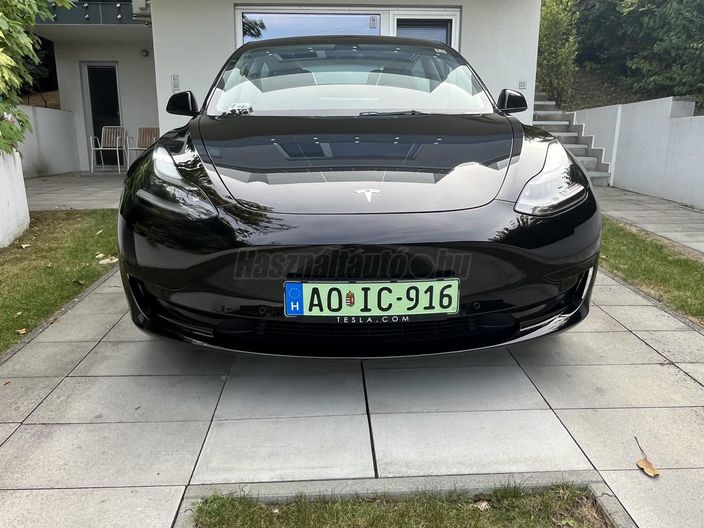 TESLA MODEL 3 Standard Range Plus Aut
