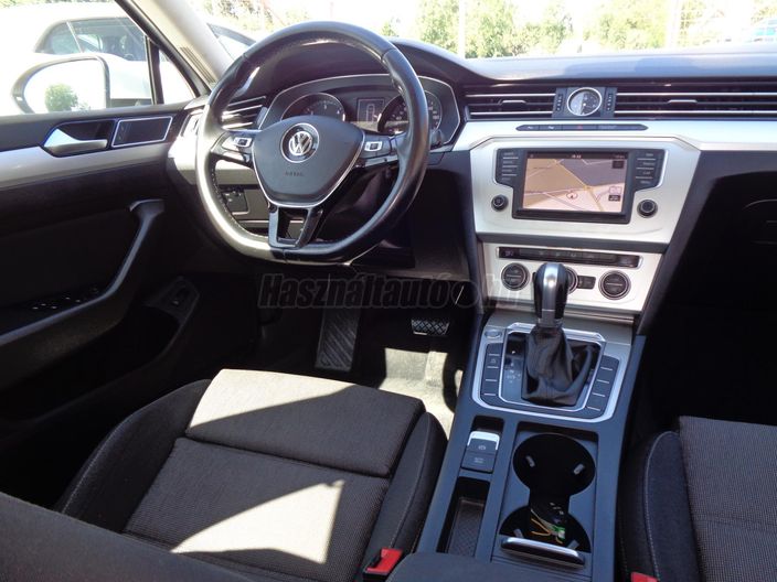 VOLKSWAGEN PASSAT VIII Variant 1.6 TDI BMT Comfortline DSG