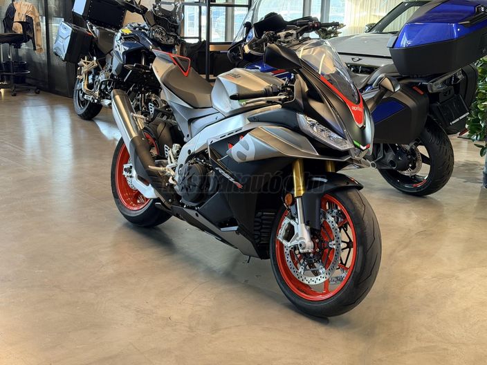 APRILIA RSV4