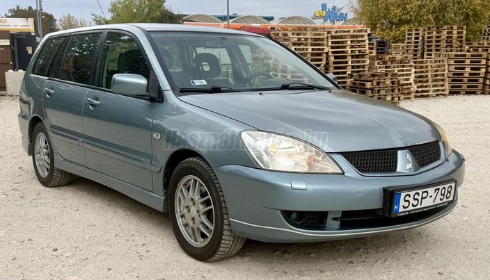 MITSUBISHI LANCER 1.6 Invite