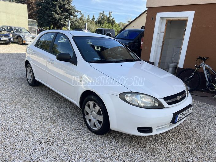 CHEVROLET LACETTI 1.4 16V Star AC