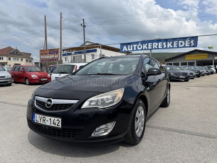OPEL ASTRA J Sports Tourer 1.7 CDTI Sport