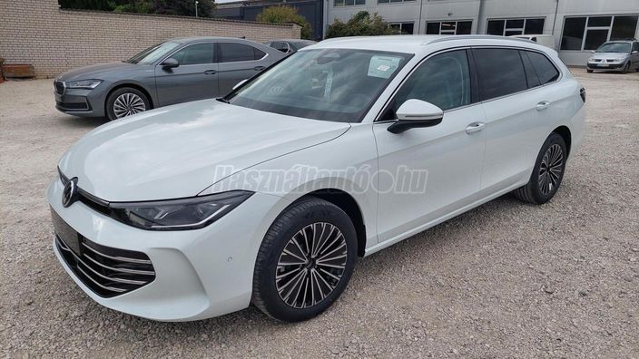 VOLKSWAGEN PASSAT Variant 2.0 TDI Elite DSG