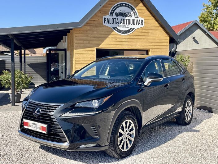 LEXUS NX 300h Elegance FWD CVT