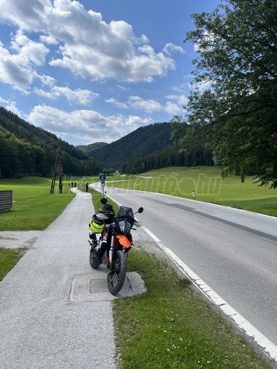 KTM 890 ADVENTURE R