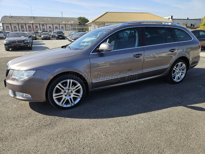SKODA SUPERB Combi 2.0 CR TDI Elegance DSG