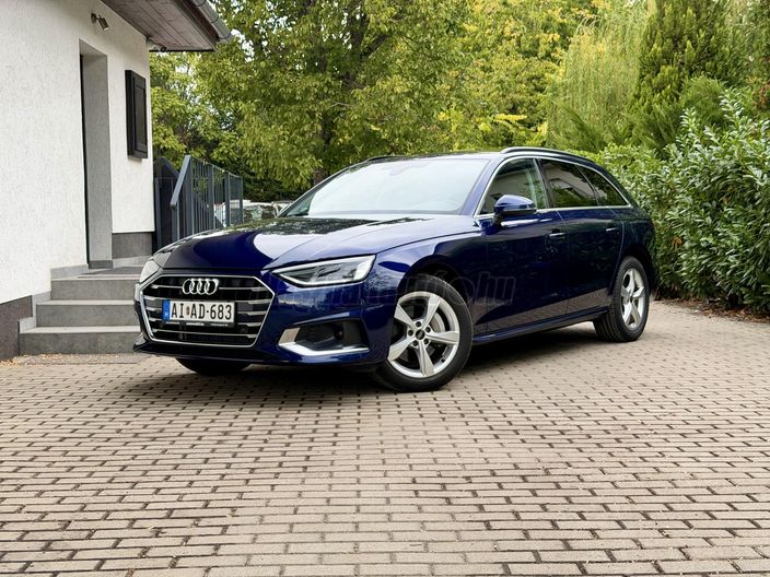 AUDI A4 Avant 40 TDI Advanced S-tronic
