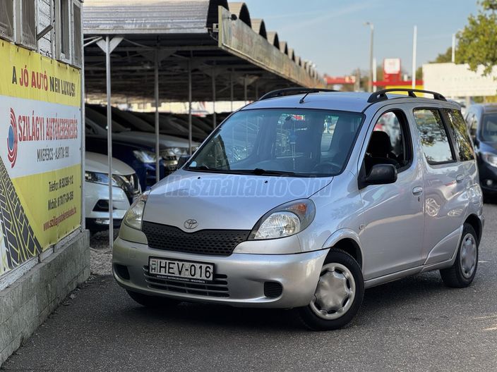 TOYOTA YARIS VERSO 1.3 Linea Luna