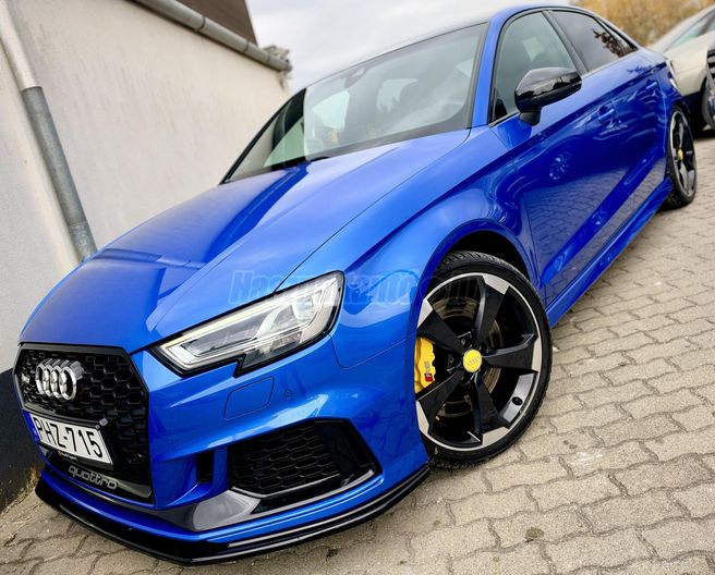 AUDI RS3 Limousine 2.5 TFSI quattro S-tronic