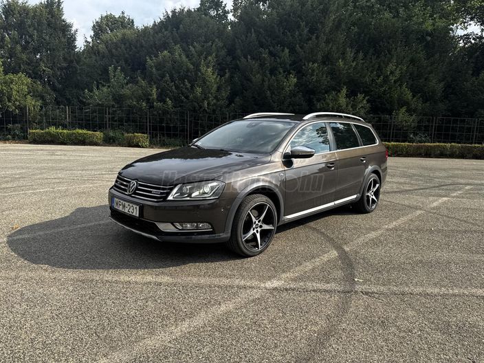 VOLKSWAGEN PASSAT ALLTRACK
