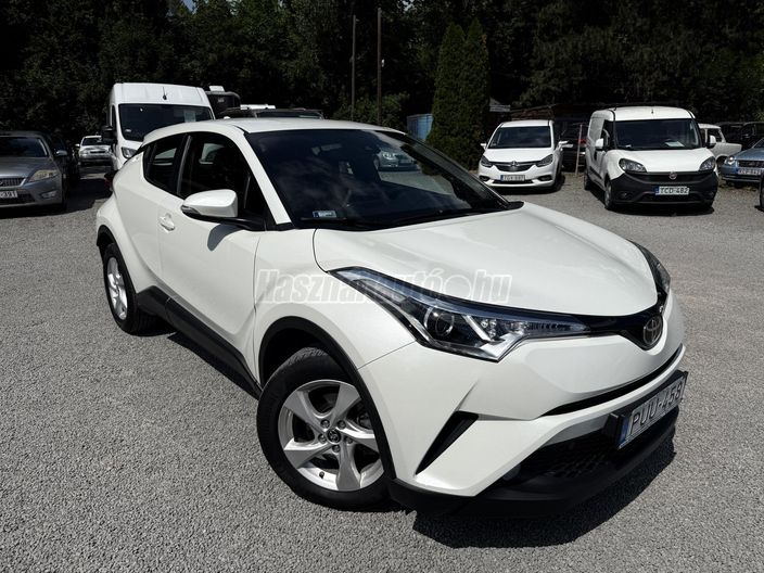 TOYOTA C-HR 1.2T Active (ülésfűtéssel)