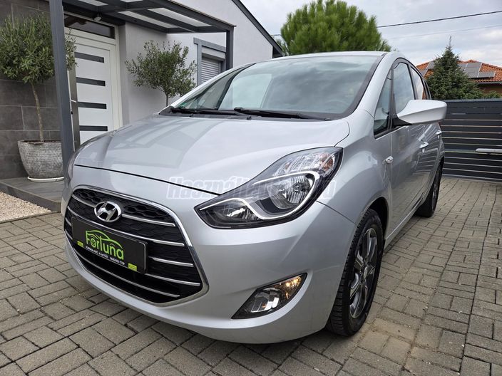 HYUNDAI IX20 1.6 DOHC Style