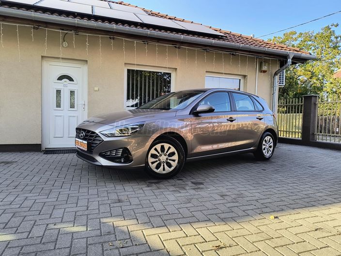 HYUNDAI I30 1.5 DPi Comfort