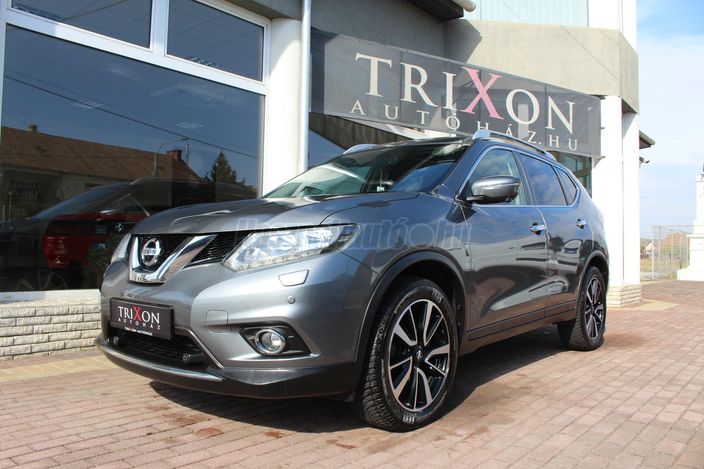 NISSAN X-TRAIL 1.6 DIG-T Tekna