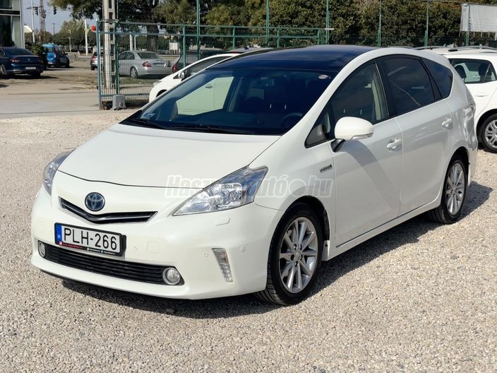 TOYOTA PRIUS+ 1.8 HSD Premium e-CVT