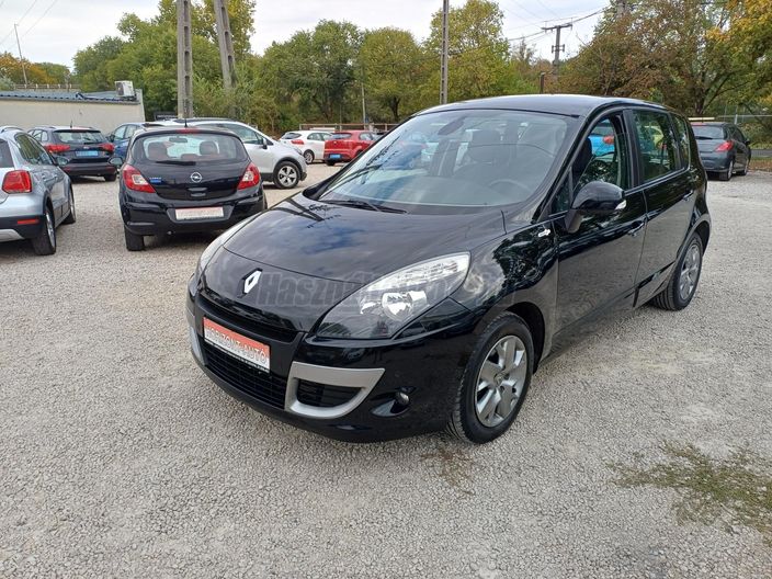 RENAULT SCENIC Grand Scénic 1.5 dCi Dynamique