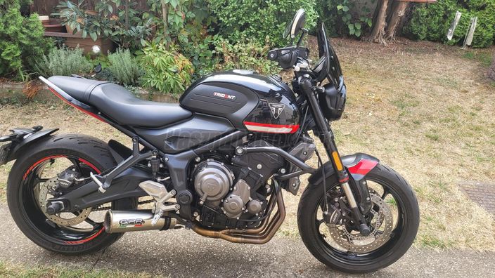 TRIUMPH TRIDENT