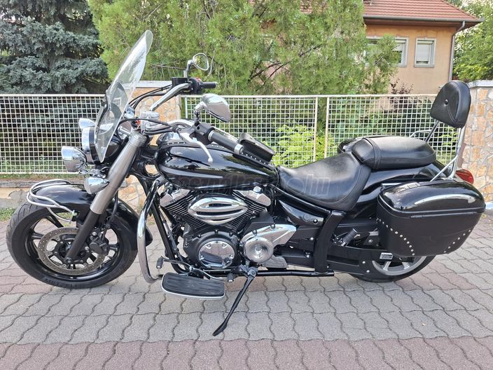 YAMAHA XVS 950 A MIDNIGHT STAR