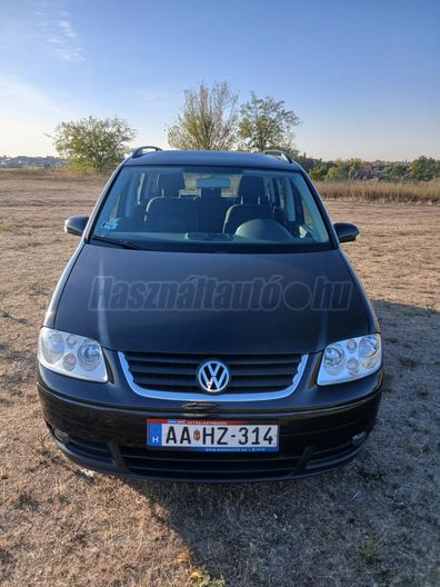 VOLKSWAGEN TOURAN 1.6 FSI Goal