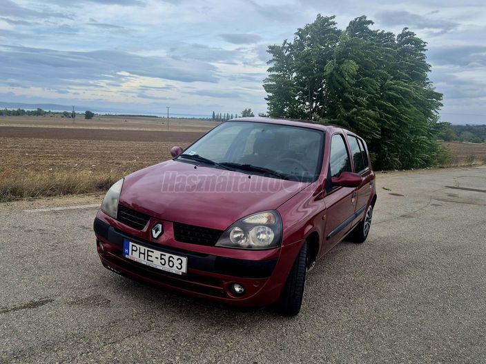 RENAULT CLIO 1.2 16V Dynamique