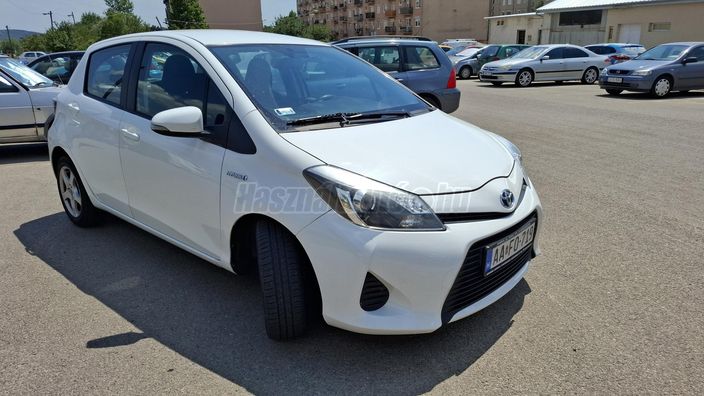 TOYOTA YARIS 1.5 HSD Active (Automata)