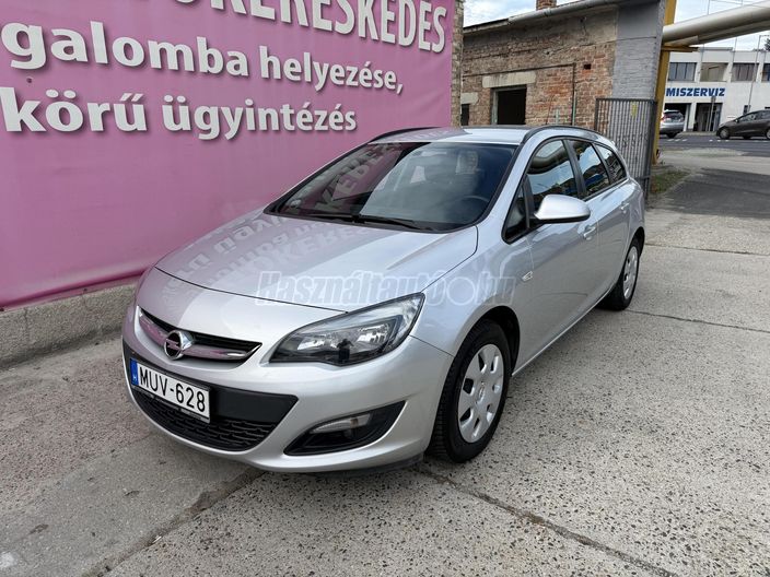 OPEL ASTRA J Sports Tourer 1.6 Active