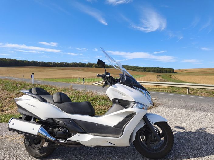 HONDA SW-T 400