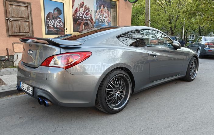 HYUNDAI GENESIS COUPE 2.0 T Style