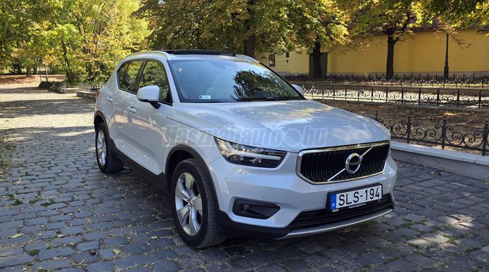 VOLVO XC40 1.5 [T3] Momentum Core