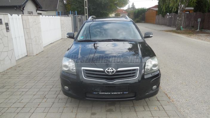 TOYOTA AVENSIS Wagon 2.0 Sol Plus
