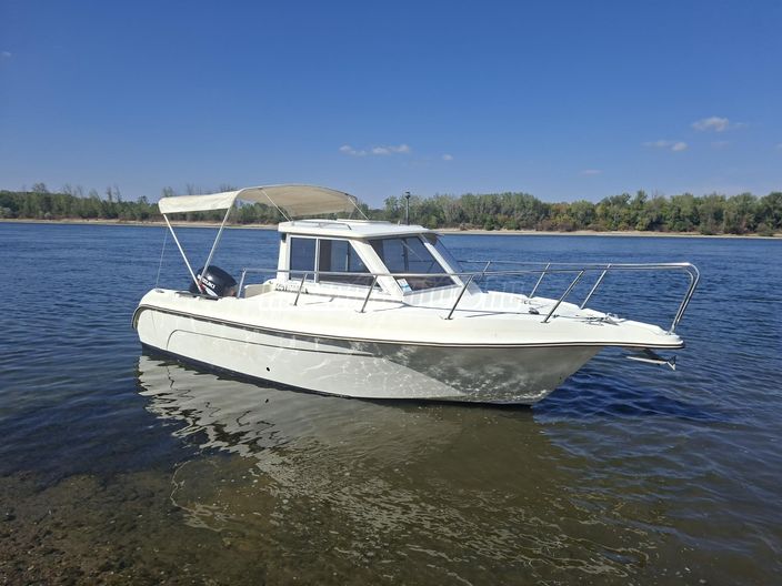 GUY COUACH Guy Marine GM650 Pilothouse