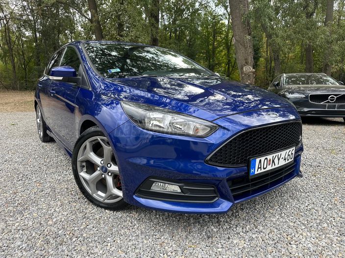 FORD FOCUS 2.0 Ecoboost ST3