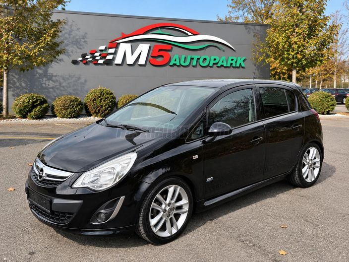 OPEL CORSA D 1.4 Sport