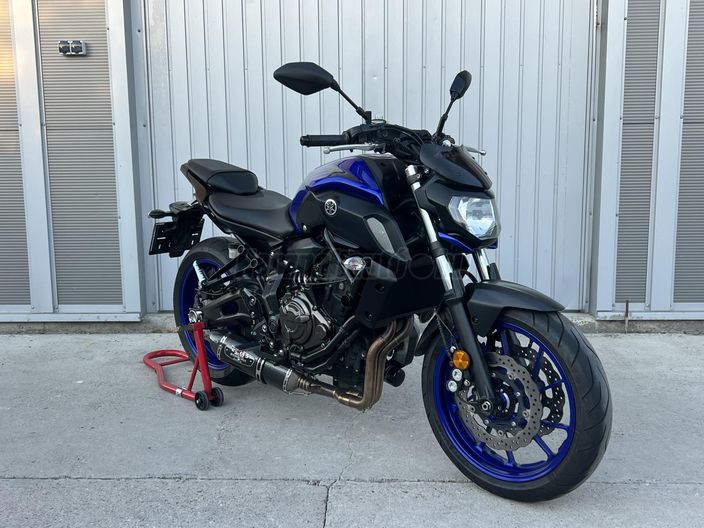 YAMAHA MT-07