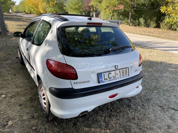 PEUGEOT 206 2.0 GTI
