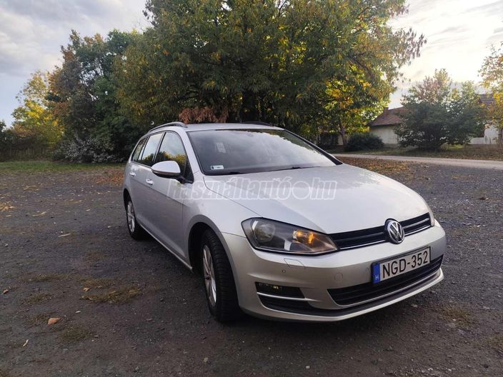 VOLKSWAGEN GOLF VII 1.4 TSi BMT Trendline DSG