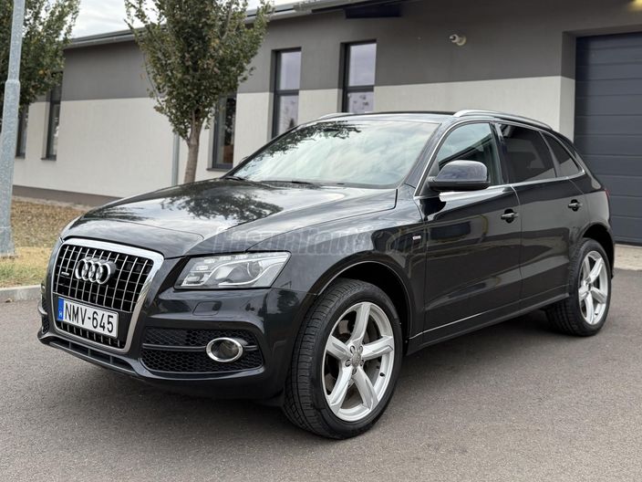 AUDI Q5 3.0 TDI DPF quattro S-tronic