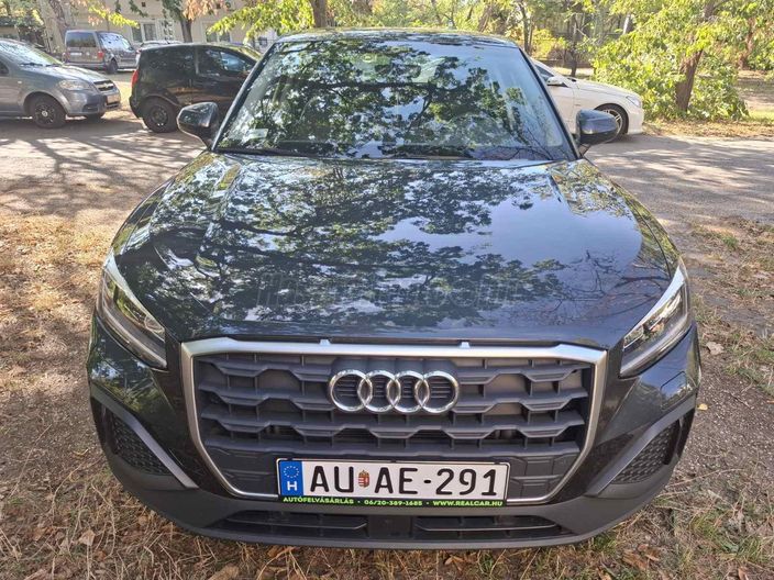 AUDI Q2