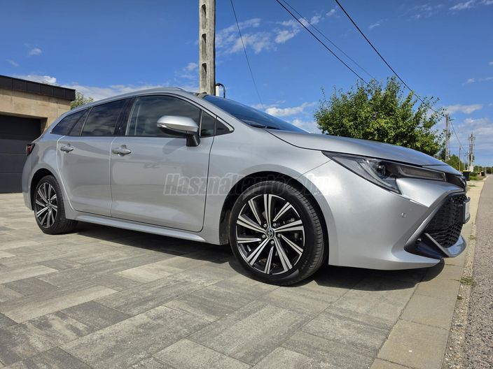 TOYOTA COROLLA Touring Sports 2.0 Hybrid Comfort Style Tech e-CVT
