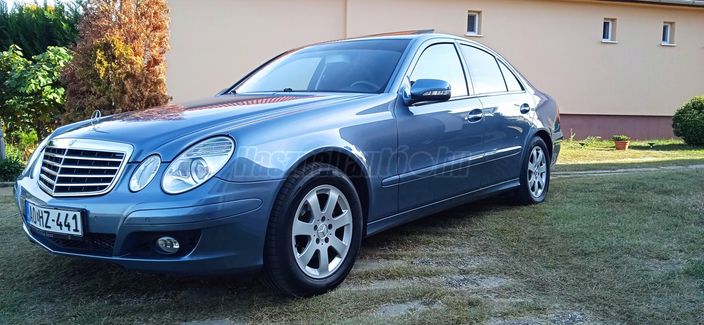 MERCEDES-BENZ E 230 Classic (Automata)