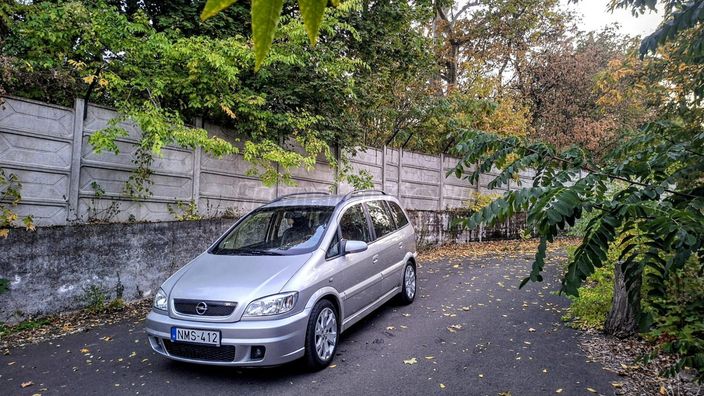 OPEL ZAFIRA 2.0 OPC