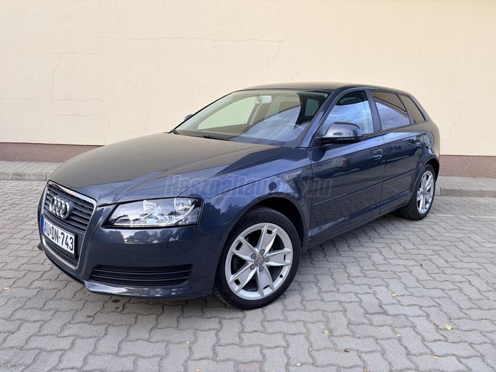 AUDI A3 1.6 Ambiente