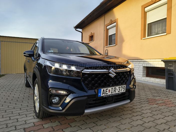 SUZUKI SX4 S-CROSS
