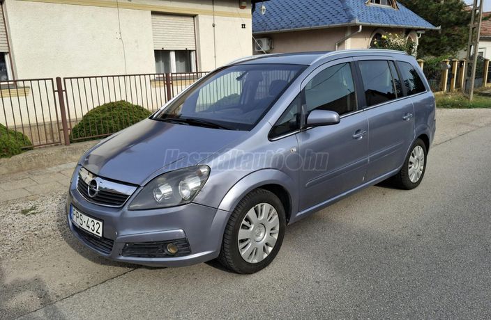 OPEL ZAFIRA B 2.2 Sport
