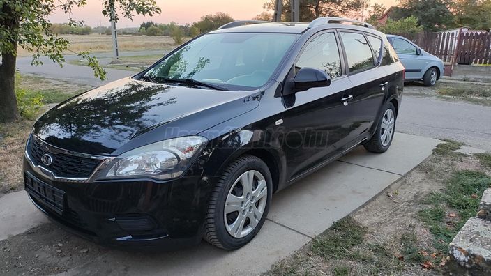 KIA CEE'D SW 1.4 EX