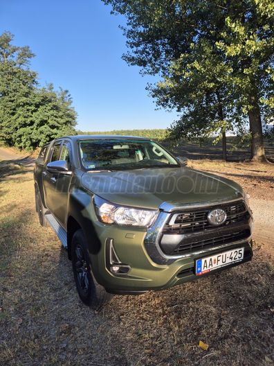 TOYOTA HILUX 2.4 D-4D 4x4 Double Active