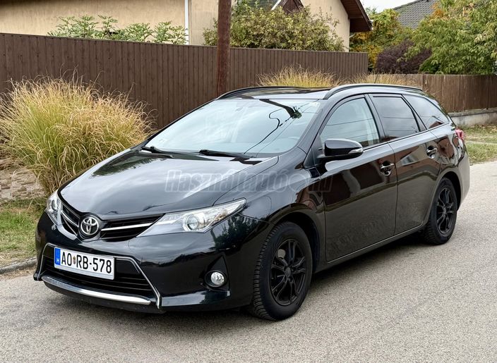 TOYOTA AURIS Touring Sports 1.6 Live