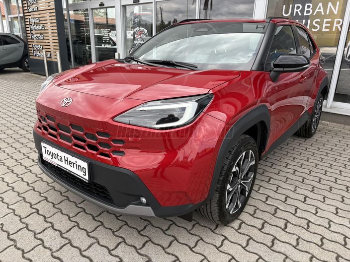 TOYOTA YARIS CROSS 1.5 Hybrid Style e-CVT